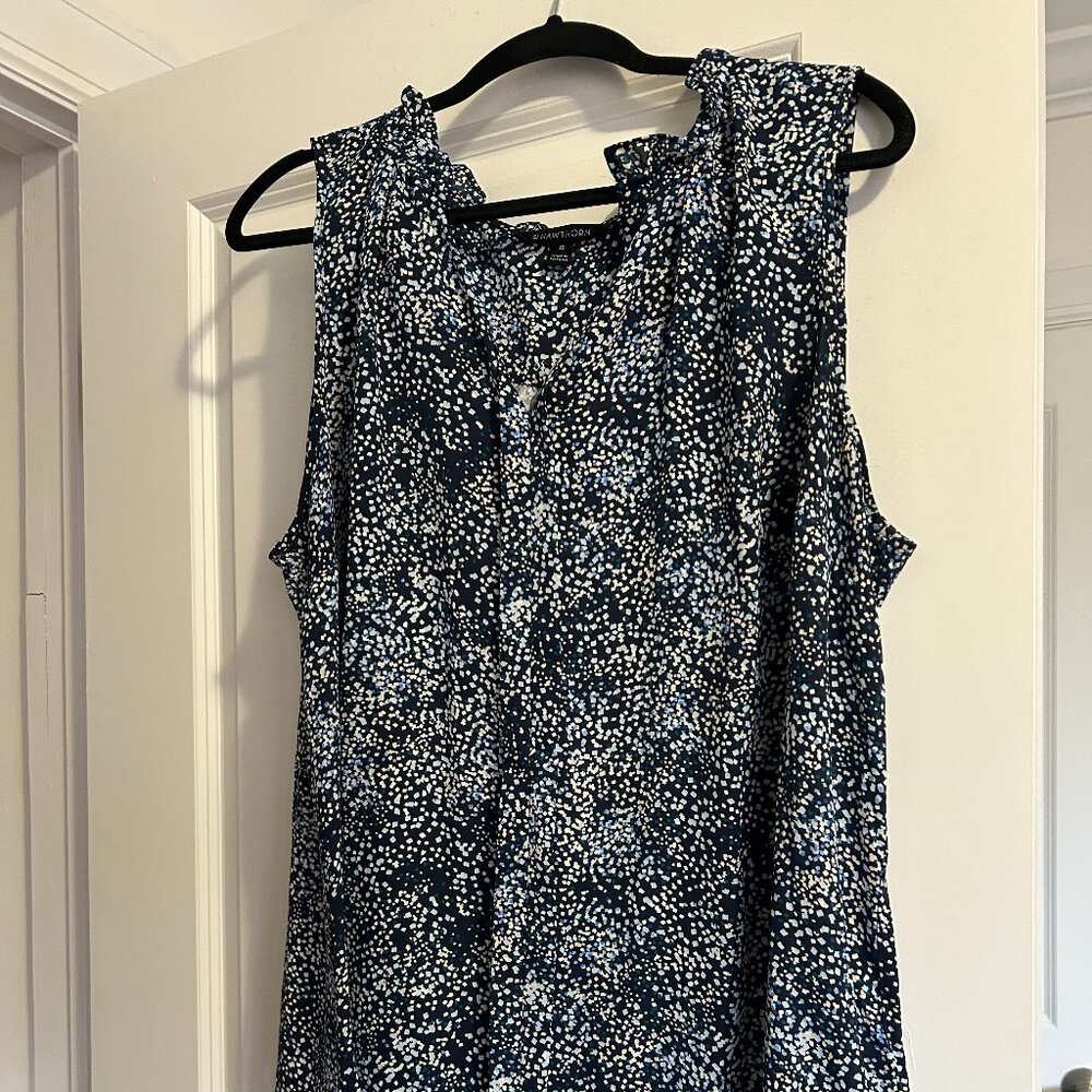 41 Hawthorn Blue and White Sleeveless Shell - Size 2X